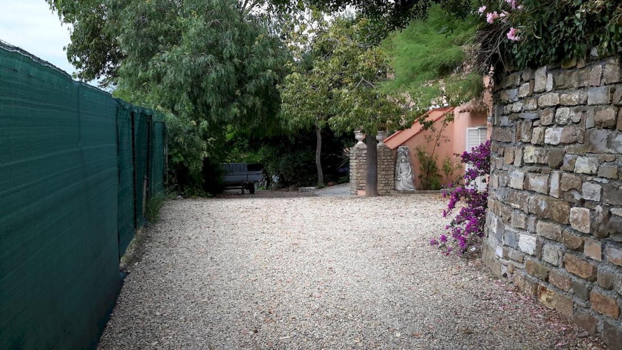 Deliziosa Casetta Con Dehor E Giardino Immersa Nel Verde Ligure Imperia Ngoại thất bức ảnh